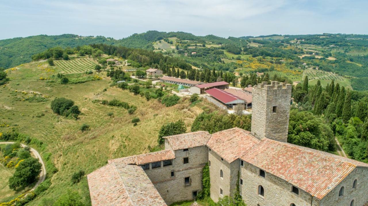 Agriturismo Tenuta Di Biscina Luaran gambar
